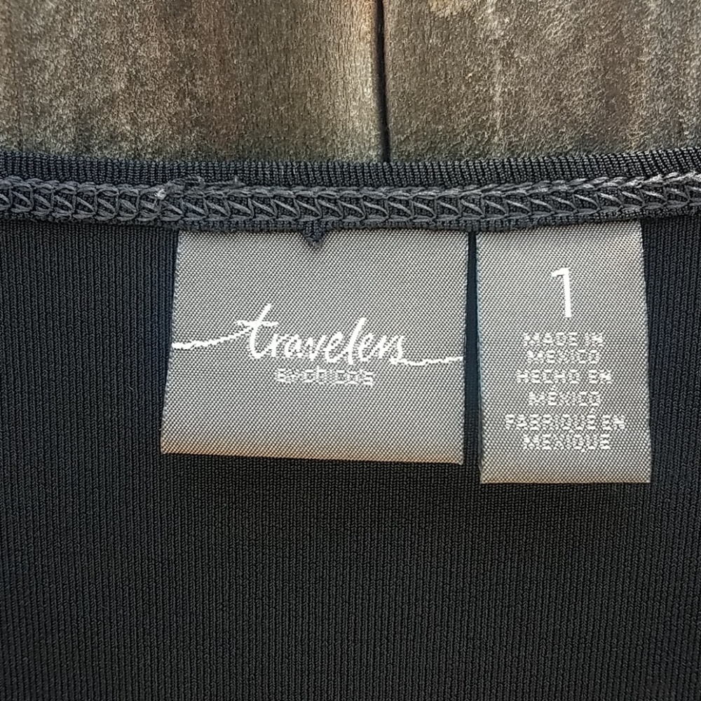 Shirt - Picture 3 of 4